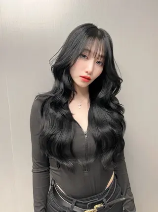 ロング カラー みつゆ 表参道/原宿のヘアスタイル