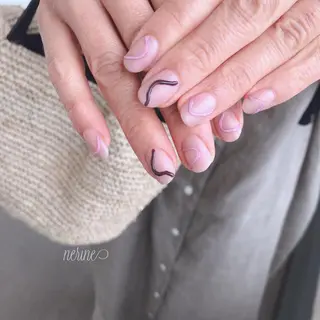 ネイル NAILST Naomiのネイルデザイン
