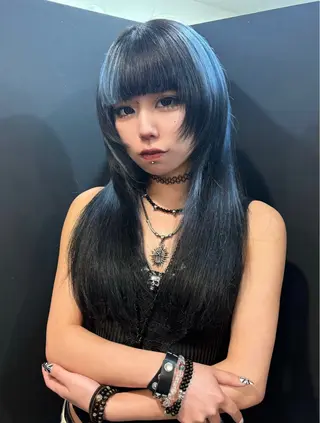 ロング 夏季 デザインカラー /ブリーチカラーのヘアスタイル