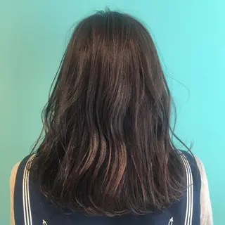 セミロング カラー パーマ さかい なつみのヘアスタイル