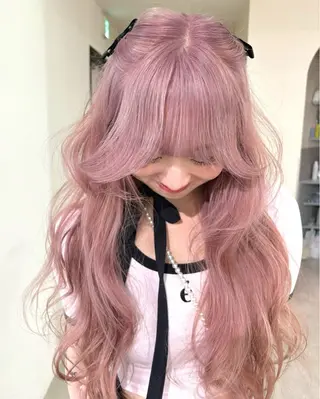 ロング カラー mizuki/ピンク ベージュ.レイヤーのヘアスタイル