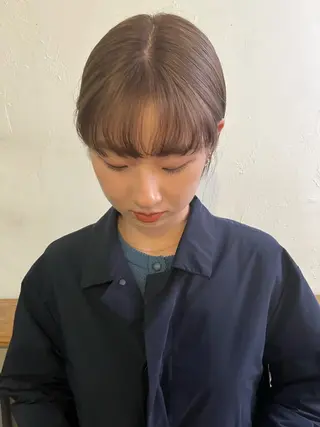 カラー 金井 美悠のヘアスタイル