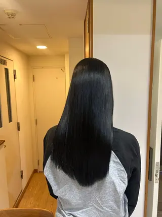 カラー UNBIRTHDAY ゆづみのヘアスタイル