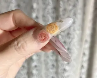 ネイル Kari ネイルサロンのネイルデザイン