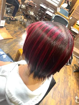 ショート カラー MITSU ✂️のヘアスタイル