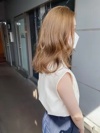 ミディアム カラー MEY HAIR / CURLYS所属・丁寧なカウンセリング 🌿KENTA🌿のヘアスタイル