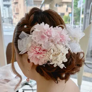 セミロング ヘアアレンジ ブリーチ/ヘアセット 【𝙍𝙞𝙣𝙤】のヘアスタイル