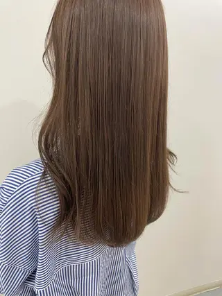 ロング カラー akane .のヘアスタイル