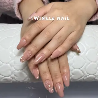 ネイル Twinkle Nail Kuboのネイルデザイン