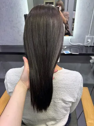 カラー 籔上 凜のヘアスタイル
