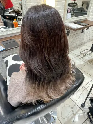 ロング カラー 🩵RIKO🩵 透明感カラー🫧のヘアスタイル