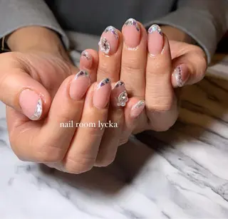 ネイル ﾈｲﾙﾙｰﾑﾘｯｶ 𝐦𝐚𝐲𝐮のネイルデザイン