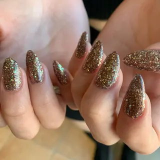 ネイル 佐藤 穂乃香のネイルデザイン