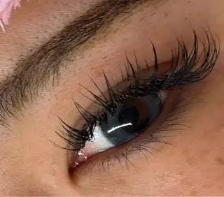 マツエク・マツパ トータルビューティー サロン・Ｎの眉毛・アイブロウイメージ