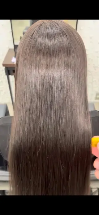 カラー ツヤ/透明感 カラーDaichiのヘアスタイル