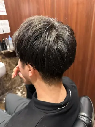 ショート メンズ ヒロ銀座プレミアムバーバー所属・尾島 杏香のヘアスタイル