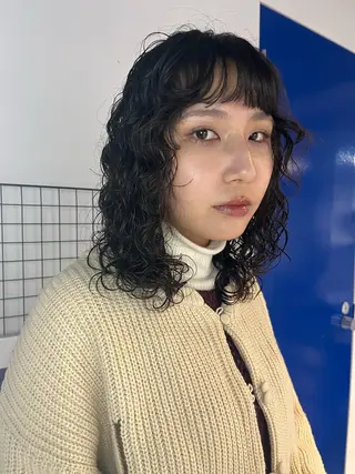 セミロング AOI ハイトーン/ボブのヘアスタイル