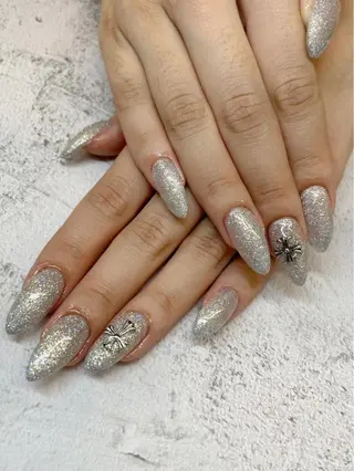 ネイル RI SA☀️ リサのネイルデザイン