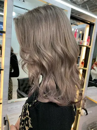 ミディアム カラー JIL BLAN千葉所属・JIL BLAN千葉 代表　Toshikiのヘアスタイル