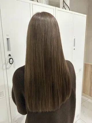 ロング カラー GRANDEUR やまだかなのヘアスタイル