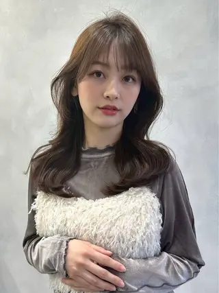 カラー 松田 望愛/透明感カラーのヘアスタイル