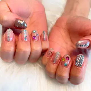 ネイル ゴテゴテ💙ワンホン リオナのネイルデザイン