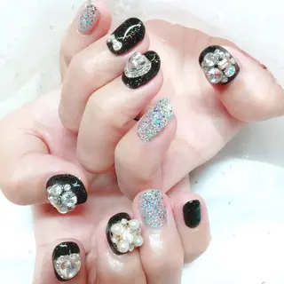 ネイル 柘植 祐子のネイルデザイン