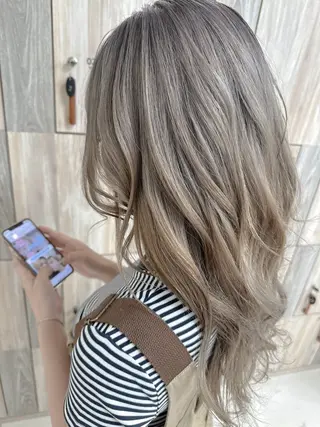 ロング カラー 吉岡 大樹のヘアスタイル