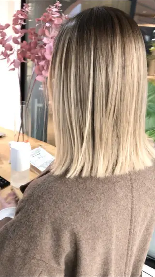 ミディアム カラー ヘアアレンジ クドウレイ fifth渋谷のヘアスタイル