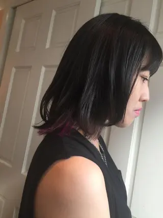 ミディアム カラー ホワイト&レイヤーカ ットエクステ長畠俊輔のヘアスタイル