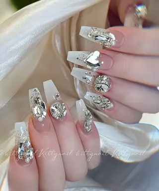 ネイル 高木 維麗絲のネイルデザイン