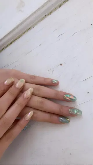 ネイル nailsalon　hue所属・小山 羽奈のネイルデザイン