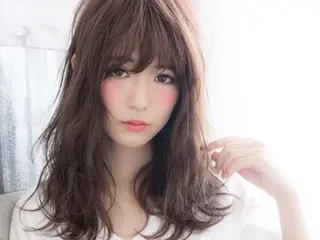 セミロング 🌟髪質改善と艶 ✨相場つかさのヘアスタイル