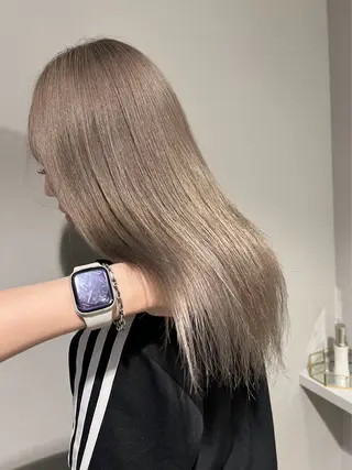 セミロング 🌝秦 美羽🌝のヘアスタイル