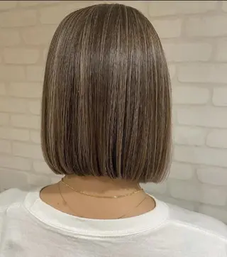 ミディアム カラー 鶴田 風雅のヘアスタイル