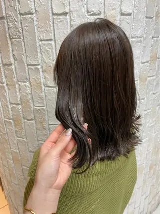 ミディアム カラー Juri ジュリのヘアスタイル