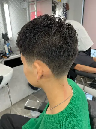 ショート メンズ FADE&LINE登戸店所属・🔥メンズ専門 美容師🔥 柳澤陵心のヘアスタイル