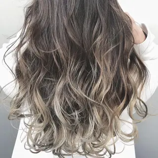 ロング カラー ヘアアレンジ 髪質改善land千葉所属・阿部 圭悟のヘアスタイル