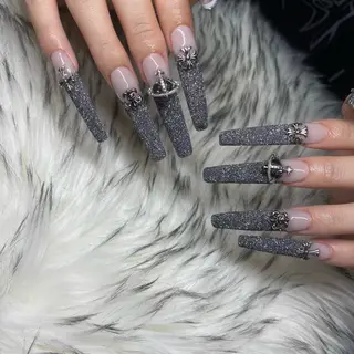 ネイル la vie  Luire所属・la vie Luire ｱｽｶのネイルデザイン