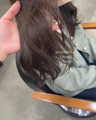 ロング カラー くすみベージュカラー 🪻HARUKAのヘアスタイル