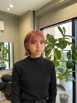 カラー こまつばらみお/レイ ヤー/ダブルカラーのヘアスタイル