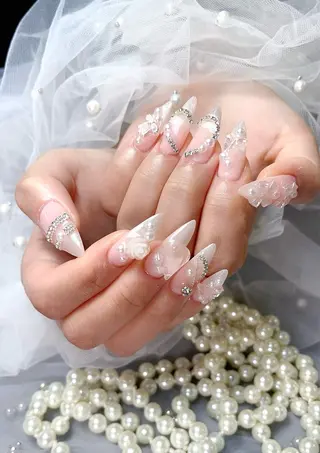 ネイル KiKO 🌻ひまわりサロンのネイルデザイン