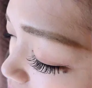 マツエク・マツパ レイヤー×顔周 り×髪質改善/MIUのヘアスタイル