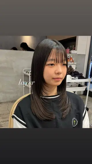 セミロング mino🌼🌈 ボブ/透明感カラーのヘアスタイル