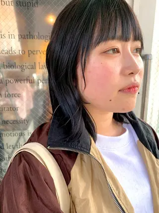 ミディアム 園 冬稀のヘアスタイル