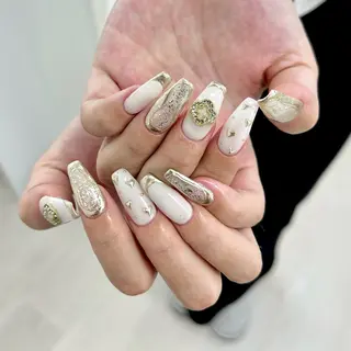 ネイル total salon Bell所属・Totalsalon Bell【嶌田彩華】のネイルデザイン