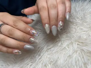 ネイル Whity所属・Whity kiriのネイルデザイン