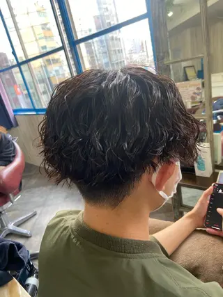 ショート パーマ メンズ カットパーマ✂️ 小坂田玲亜のヘアスタイル