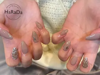 ネイル nail & eyelash salon HaRaDa所属・坂本 真紀のネイルデザイン