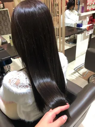 カラー くろいわ りほのヘアスタイル
